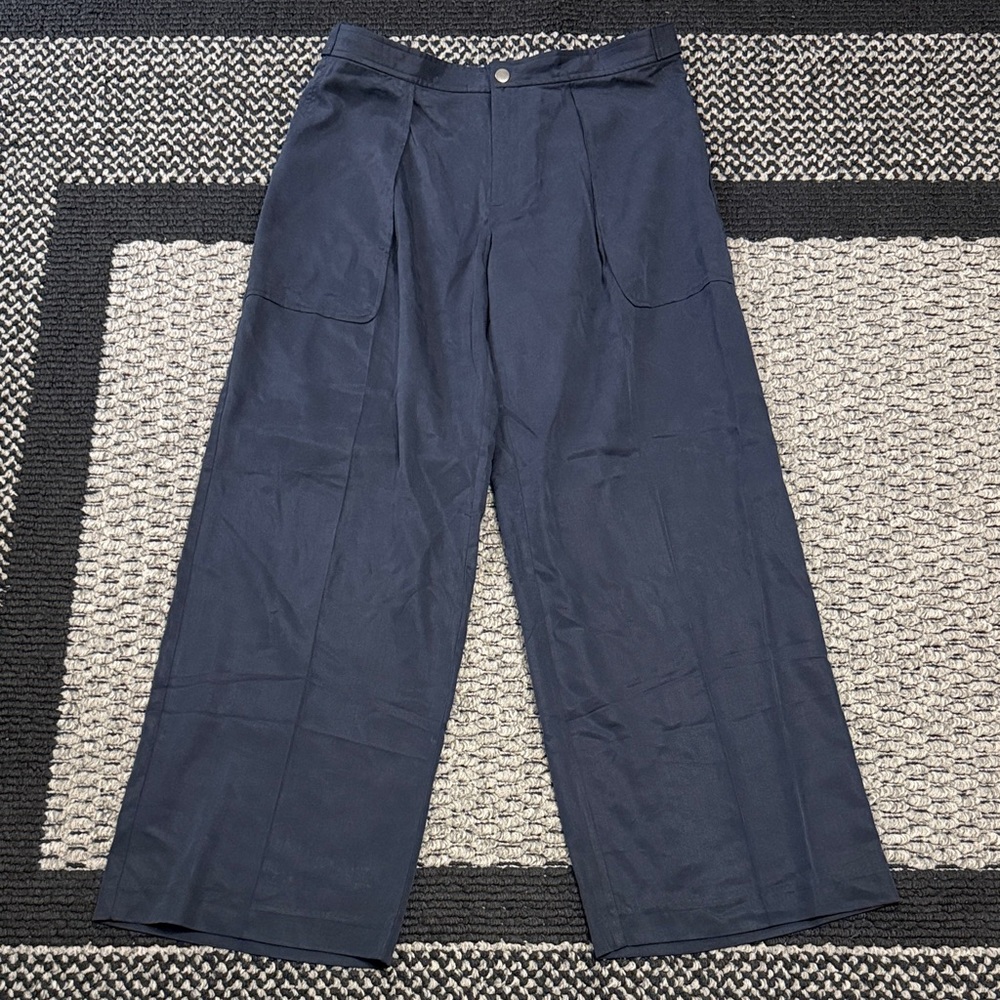 Banana Republic Wide Leg Pants Women’s L Tencel Lyocell Soft Draped Minimalist